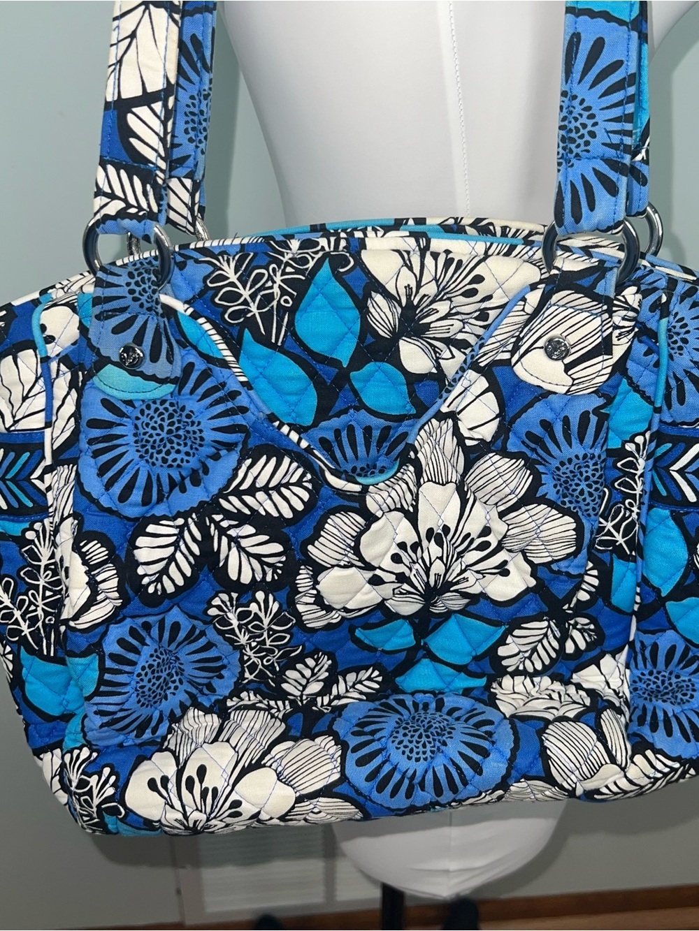 Vera Bradley Blue Floral Tote Bag Quilted Cotton Shoulder Purse - Picture 7 of 10